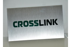 Хромированная табличка из металла