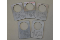 Номерки для гардероба пластиковые серебристые