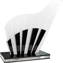 фигурная лазерная резка оргстекла