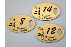 Номерок для гардероба из двухслойного пластика