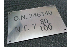 Шильдик из металла