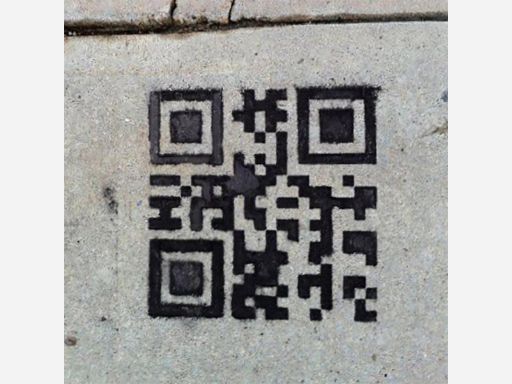 Трафареты с QR-кодом для рекламы